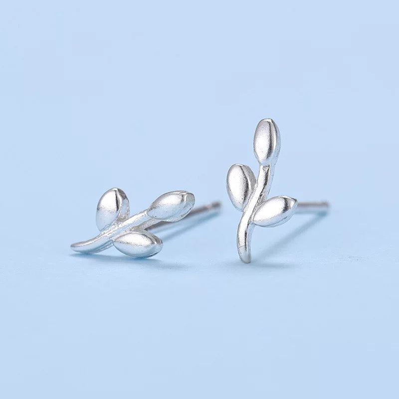 925 Silver Ear Stud Leafs