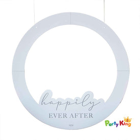 A Touch Of Pampas Round Photo Booth Frame