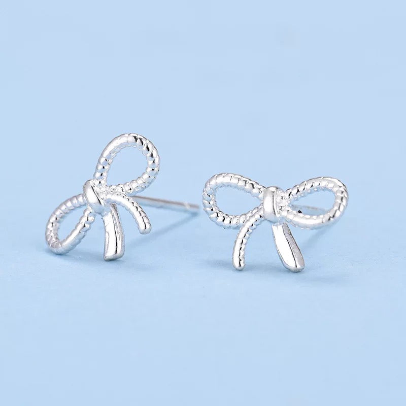 925 Silver Ear Stud Holo Bow